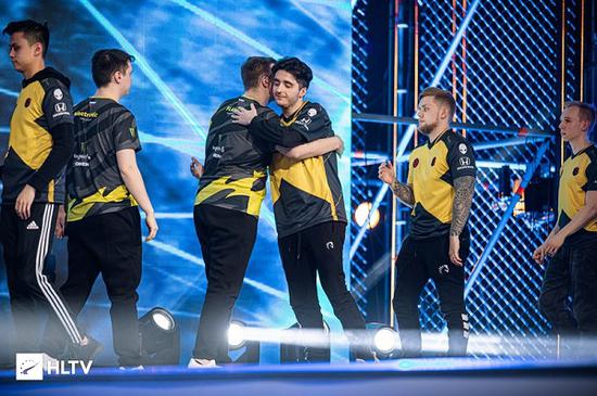 LCK赛场风云变幻 Caps成为新英雄 Chovy面临挑战