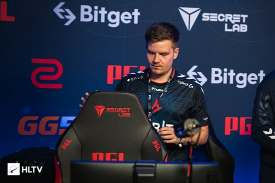 DNF手游至尊宠物上线与周年庆时装重磅来袭